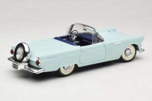 Ford Thunderbird Grün Revell 1:18 8804-G1 Metall — Bild 3 von 8
