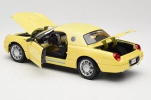 Ford Thunderbird Show Car Gelb Maisto 1:18 50336 Metall — Bild 5 von 8