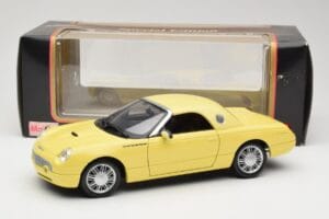 Ford Thunderbird Show Car Gelb Maisto 1:18 50336 Metall — Bild 8 von 8