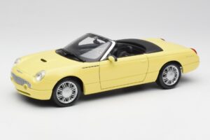 Ford Thunderbird Show Car Gelb Maisto 1:18 50335 Metall