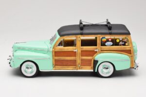 Ford Woody Panel Wagon Mintgrün Road Signature 1:18 20028 Metall — Bild 4 von 8
