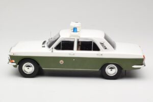 GAZ Volga GAZ-24 Polizei MCG 1:18 MCG18015 Metall — Bild 3 von 6