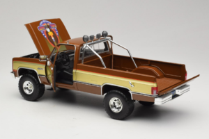 GMC K-2500 Sierra Grande Braun GreenLight 1:18 13560 Metall — Bild 5 von 8