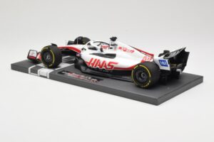 Haas VF-22 #20 K. Magnussen British GP 2022 Minichamps 1:18 117221020 Metall — Bild 5 von 6