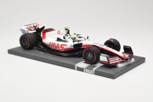 Haas VF-22 #47 M. Schumacher Bahrain GP 2022 Minichamps 1:18 117220147 Metall — Bild 4 von 6