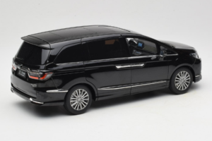 Honda Elysion Dunkelblau OEM 1:18 26701 Metall — Bild 3 von 8