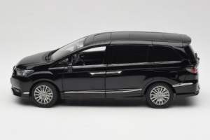 Honda Elysion Dunkelblau OEM 1:18 26701 Metall — Bild 4 von 8
