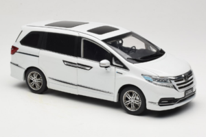 Honda Elysion Weiß OEM 1:18 430056 Metall — Bild 6 von 8