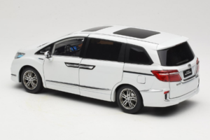 Honda Elysion Weiß OEM 1:18 430056 Metall — Bild 7 von 8