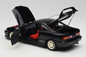 Honda Integra Type R DC2 Pre-Facelift Flamenco Black Pearl MotorHelix 1:18 M85203 Metall — Bild 5 von 8
