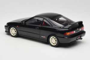 Honda Integra Type R DC2 Pre-Facelift Flamenco Black Pearl MotorHelix 1:18 M85203 Metall — Bild 7 von 8