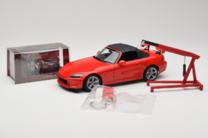 Honda S2000 AP2 Type S New Formula Red MotorHelix 1:18 M85112 Metall — Bild 2 von 9