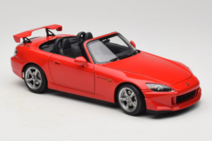 Honda S2000 AP2 Type S New Formula Red MotorHelix 1:18 M85112 Metall — Bild 7 von 9