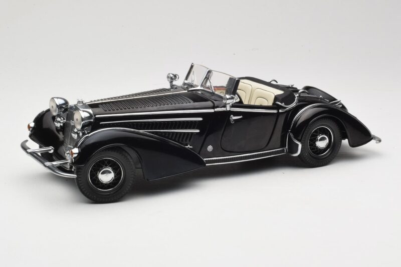 Horch 855 Roadster Schwarz Sun Star 1:18 2401 Metall