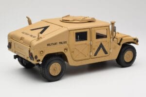 Hummer H1 AM General Military Police Exoto 1:18 01801 Metall — Bild 3 von 8