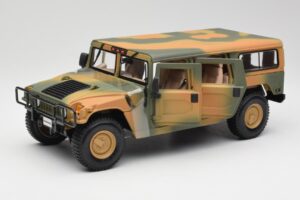 Hummer H1 Station Wagon Military Maisto 1:18 56049 Metall — Bild 2 von 8