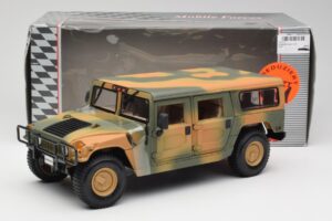 Hummer H1 Station Wagon Military Maisto 1:18 56049 Metall — Bild 8 von 8