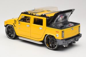 Hummer H2 SUT Concept Gelb Maisto 1:18 31067 Metall — Bild 7 von 8