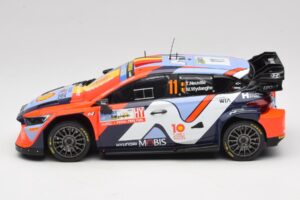 Hyundai i20 N Rally1 #11 T. Neuville / M. Wydaeghe Rally Japan WRC World Champion 2024 IXO 1:18 18RMC228 Metall — Bild 3 von 6