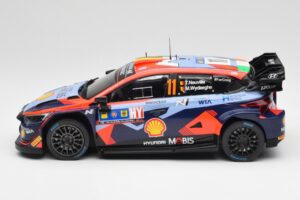 Hyundai i20 N Rally1 WRC #11 T. Neuville / M. Wydaeghe Central European Rally Winner 2023 IXO 1:18 18RMC193 Metall — Bild 3 von 6