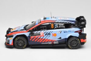 Hyundai i20 N Rally1 WRC #8 O. Tänak / M. Järveoja Rally Monte Carlo Night Version 2024 IXO 1:18 18RMC195 Metall — Bild 3 von 6