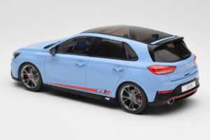 Hyundai i30 N Hellblau MCG 1:18 MCG18503 Metall — Bild 5 von 6