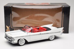 Imperial Crown Cabriolet Weiß Road Signature 1:18 20138 Metall — Bild 8 von 8