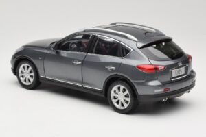 Infiniti EX25 J50 Grey Metallic Paudi 1:18 81L0049 Metall — Bild 7 von 8