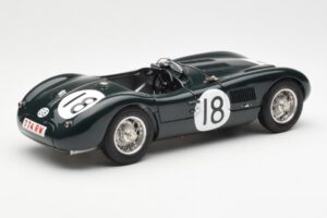 Jaguar C-Type #18 T. Rolt / D. Hamilton 24 Hours of Le Mans Winner 1953 CMC 1:18 M-195 Metall — Bild 2 von 6