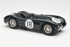 Jaguar C-Type #18 T. Rolt / D. Hamilton 24 Hours of Le Mans Winner 1953 CMC 1:18 M-195 Metall — Bild 4 von 6