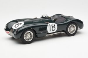 Jaguar C-Type #18 T. Rolt / D. Hamilton 24 Hours of Le Mans Winner 1953 CMC 1:18 M-195 Metall