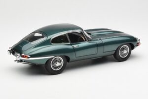 Jaguar E-Type 3.8 Series 1 Dunkelgrün Kyosho 1:18 08954DG Metall — Bild 3 von 8