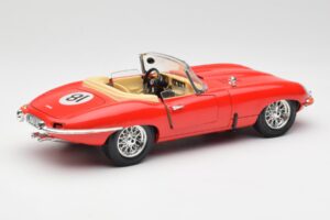 Jaguar E-Type Cabriolet Rot Bburago 1:18 3016 Metall — Bild 3 von 8