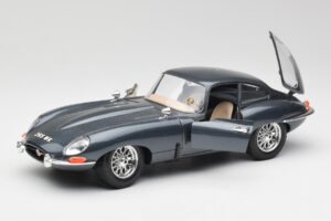 Jaguar E-Type Grau Bburago 1:18 30018 Metall — Bild 2 von 8
