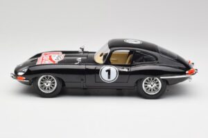 Jaguar E-Type Series 1 #1 British Racing Green Bburago 1:18 3018-M3 Metall — Bild 4 von 8