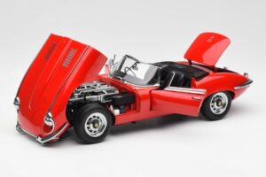 Jaguar E-Type Roadster Series III V12 Rot AUTOart 1:18 73523 Metall — Bild 2 von 8