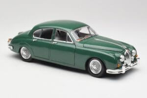 Jaguar Mark II British Racing Grün & Blau Innenraum Maisto 1:18 59001 Metall — Bild 6 von 8