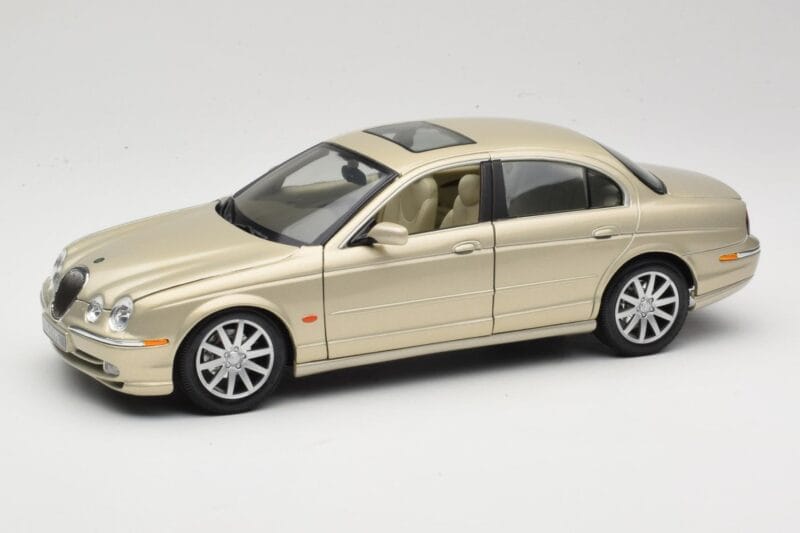 Jaguar S-Type X200 Bronze Maisto 1:18 50332 Metall