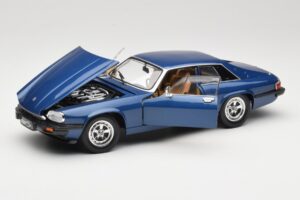 Jaguar XJ-S Blau Road Signature 1:18 92658 Metall — Bild 2 von 8