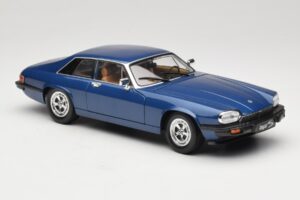 Jaguar XJ-S Blau Road Signature 1:18 92658 Metall — Bild 5 von 8
