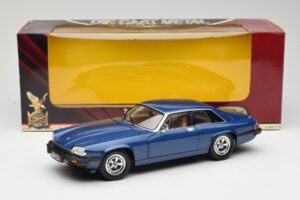 Jaguar XJ-S Blau Road Signature 1:18 92658 Metall — Bild 8 von 8