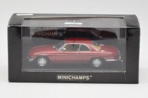 Jaguar XJ12 Coupe Regency Rot Minichamps 1:43 400130461 Metall — Bild 4 von 4