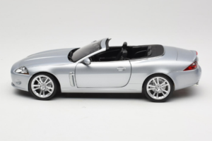 Jaguar XK X150 Cabriolet Silber Minichamps 1:18 153130533 Metall — Bild 4 von 8