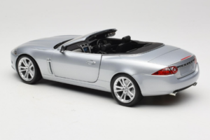 Jaguar XK X150 Cabriolet Silber Minichamps 1:18 153130533 Metall — Bild 7 von 8