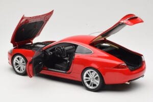 Jaguar XK X150 Rot Minichamps 1:18 150130503 Metall — Bild 5 von 8