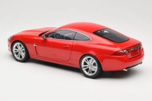 Jaguar XK X150 Rot Minichamps 1:18 150130503 Metall — Bild 7 von 8