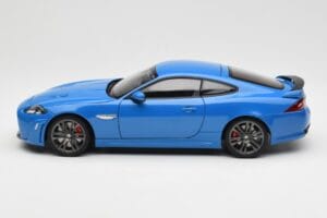 Jaguar XKR-S X150 French Racing Blau AUTOart 1:18 73641 Metall — Bild 4 von 8