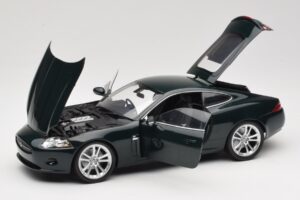 Jaguar XK X150 Coupe Grün Minichamps 1:18 150130501 Metall — Bild 2 von 8