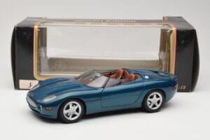 Jaguar XK180 Grün Maisto 1:18 50337 Metall — Bild 8 von 8
