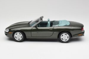 Jaguar XKR X100 Cabriolet Grün Maisto 1:18 37800-M1 Metall — Bild 4 von 8